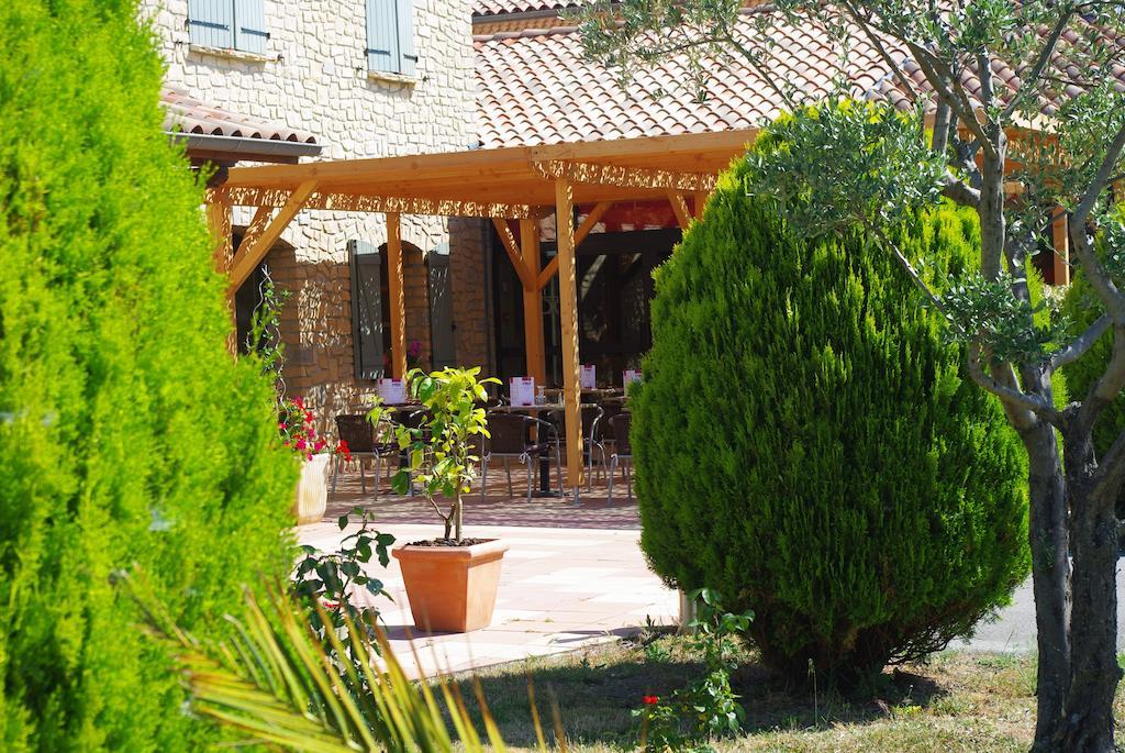 Logis Hotel Restaurant Le Mas De Mon Pere Saint-Jean-le-Centenier Exterior photo